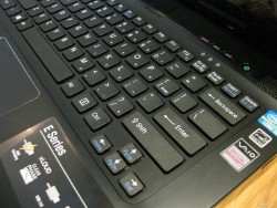 Laptop cũ Sony Vaio SVE-14122CV/B