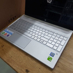 Laptop HP Pavilion 15-cs0101TX 4SQ47PA_1