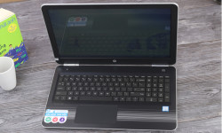 Laptop HP Pavilion 15-au119TX Y4G52PA_2