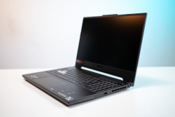 Laptop Asus Gaming TUF FA507RC (R7 6800H/8GB RAM/512GB SSD/15.6 FHD 144hz/RTX 3050 4GB/Win11/Xám)_3