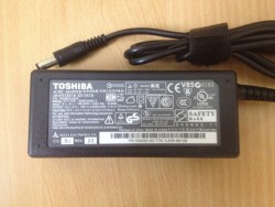 Sạc laptop Toshiba 19v-3.42A - Adapter Toshiba