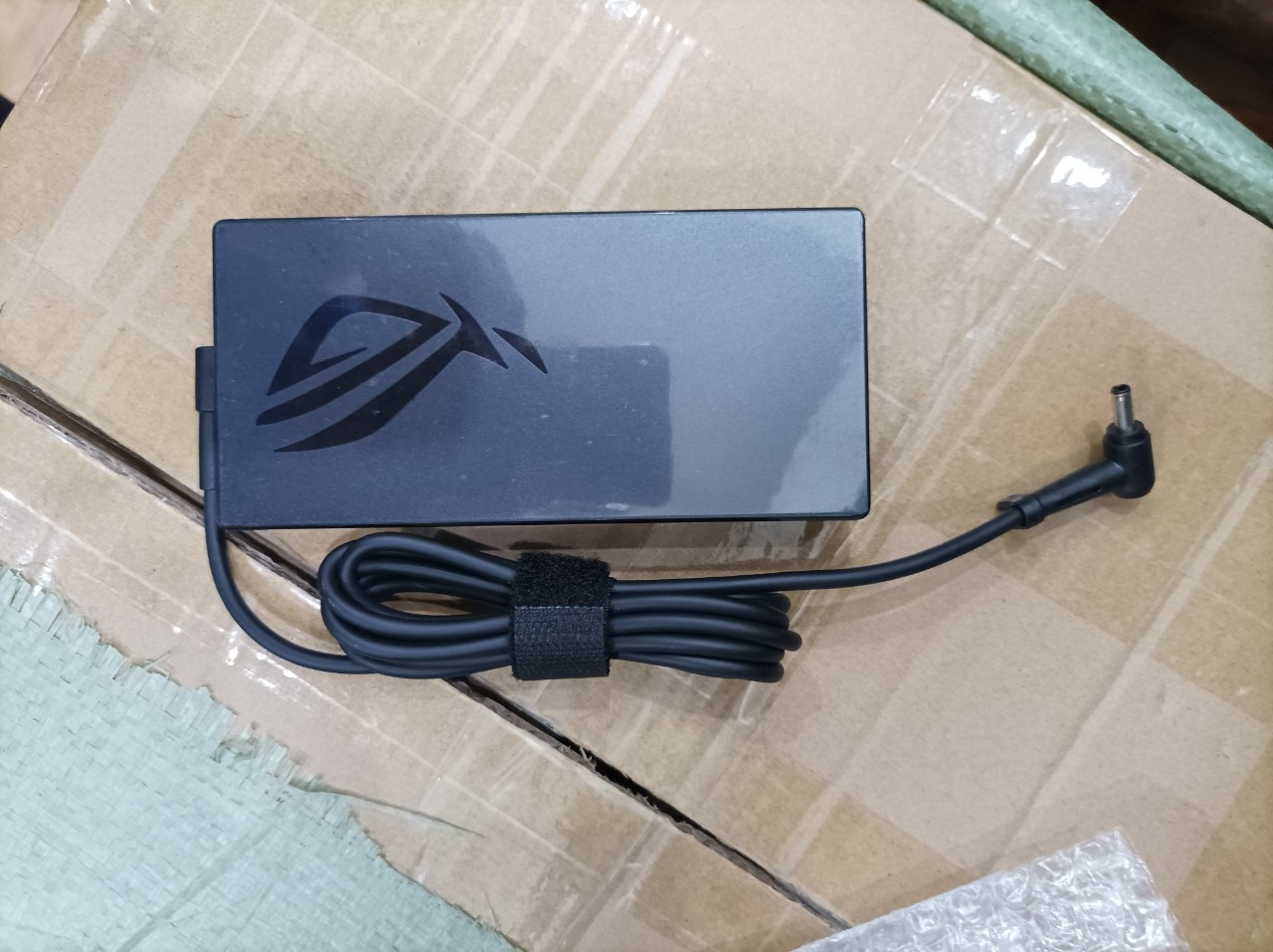 Sạc Laptop ASUS Vivobook Pro 16X N7600 N7600PC_001
