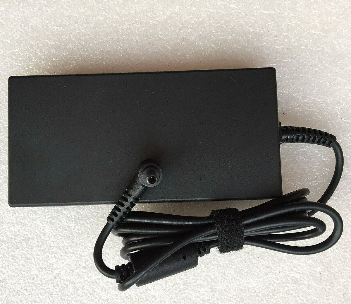 Sạc dành cho Laptop MSI GF63 Thin 10SCSR /GTX1650 Ti A17-120P2A _002